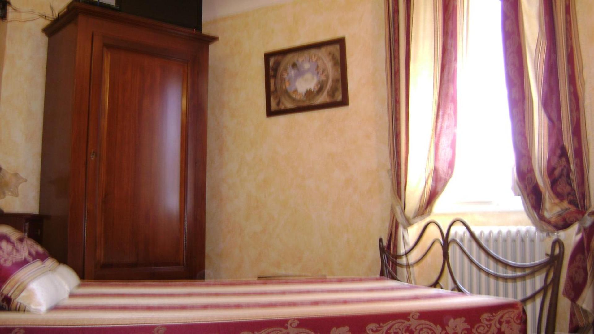 La Finestrella Di Montalto Locanda Badalucco Exteriör bild