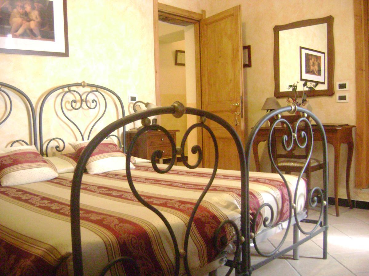 La Finestrella Di Montalto Locanda Badalucco Exteriör bild