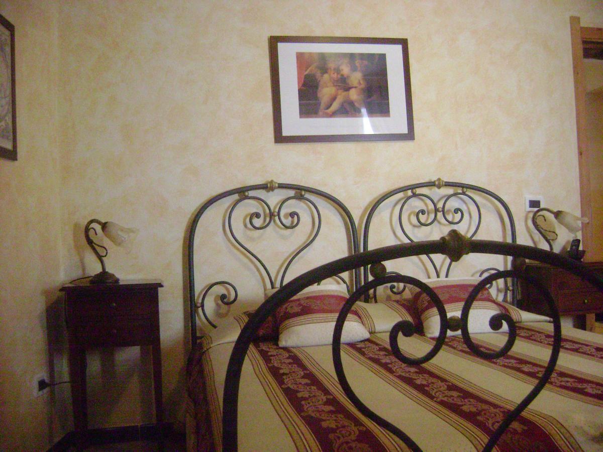 La Finestrella Di Montalto Locanda Badalucco Exteriör bild